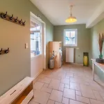 Spacious Holiday In With Bubble Bath Сasa de vacaciones *