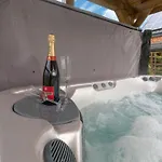 Сasa de vacaciones Spacious Holiday In With Bubble Bath *