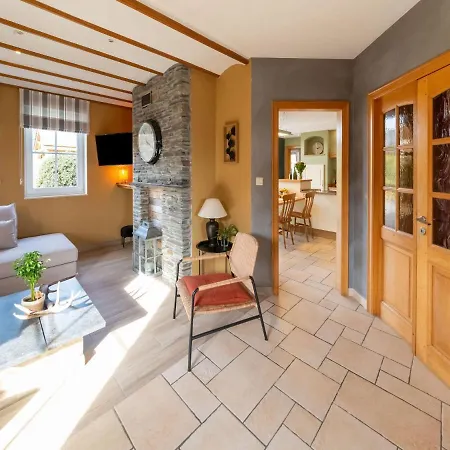 Spacious Holiday In With Bubble Bath 別荘 Lierneux