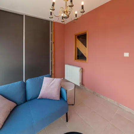 Spacious Holiday In With Bubble Bath Holiday home Lierneux